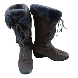 Khombu snow boots brown size 9